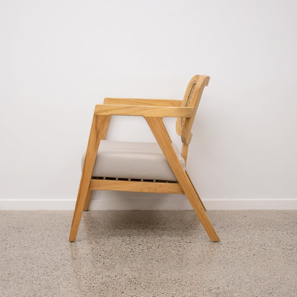 Oskar Outdoor Armchair