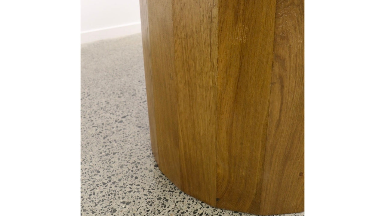 CHICAGO ROUND DINING TABLE - ROUND BASE