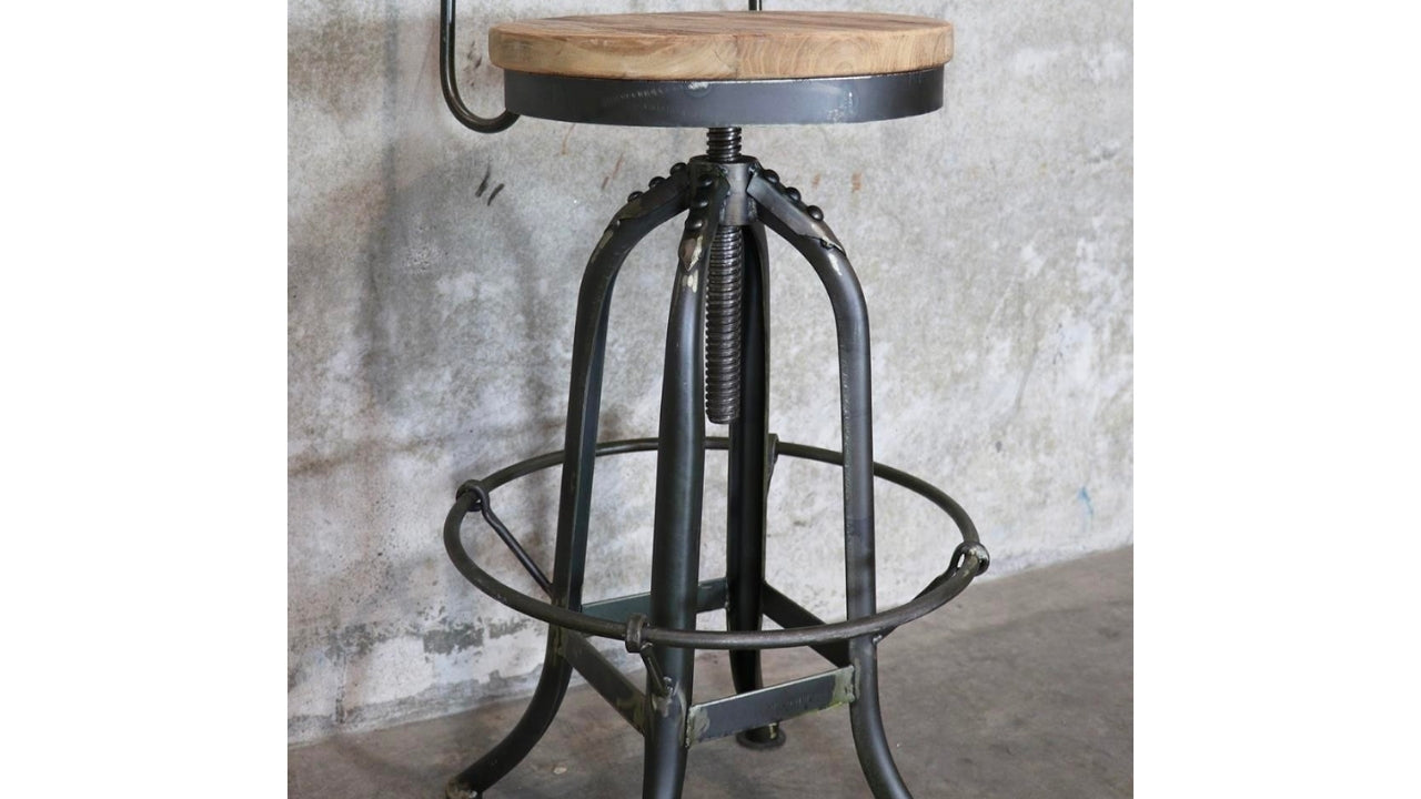 Lager Barstool