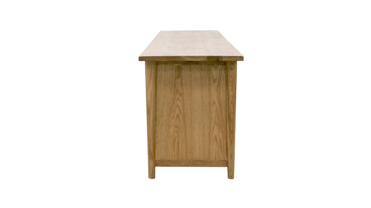 VAASA OAK ENTERTAINMENT UNIT