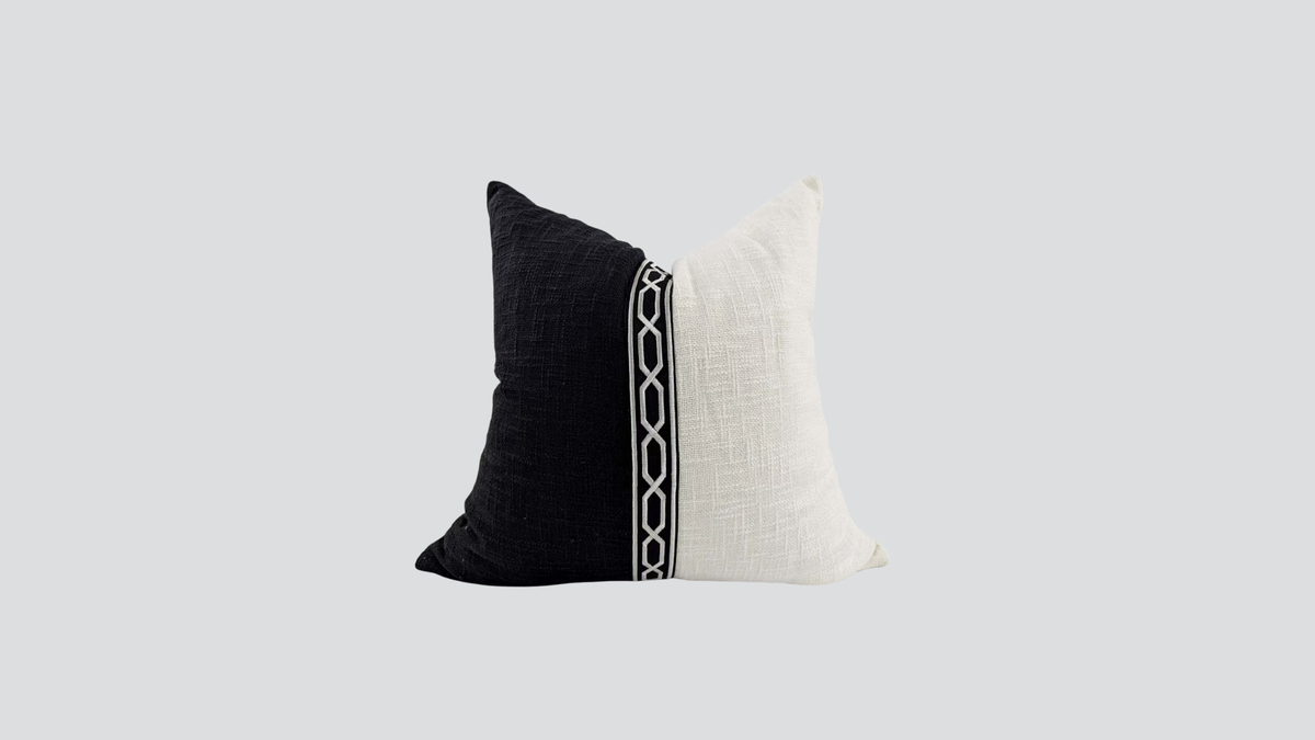 Cushion cover - yacht - black / white
