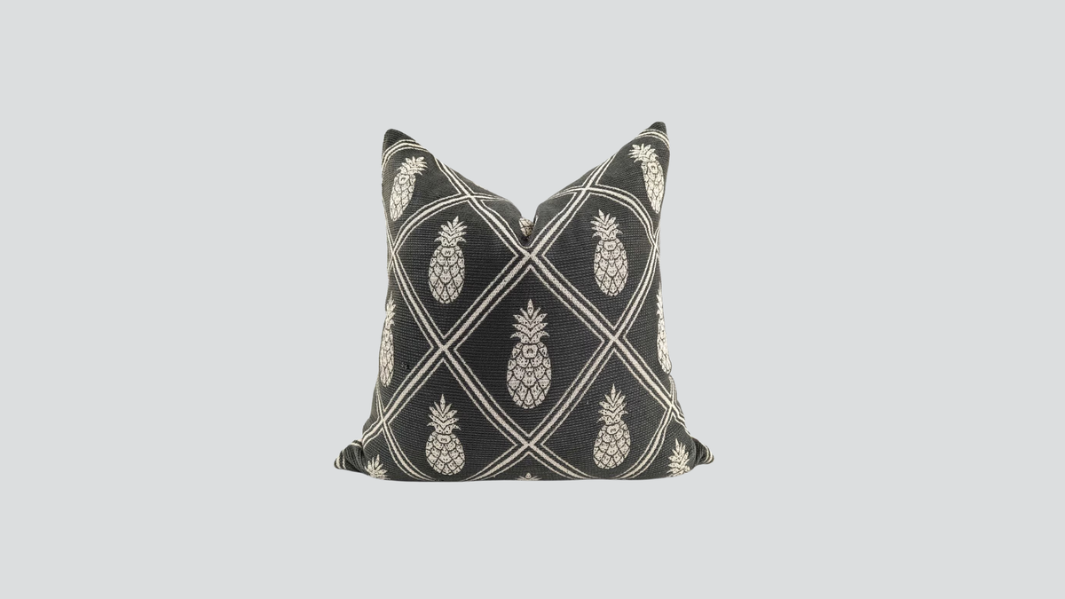 Cushion cover - pineapple - dark grey / natural