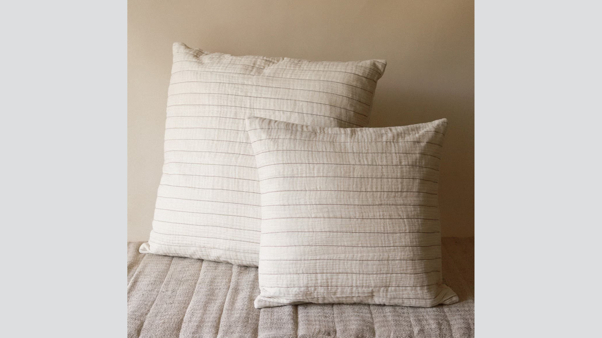 Akiiko - fyra cushion cover - large - customised without brown stripes