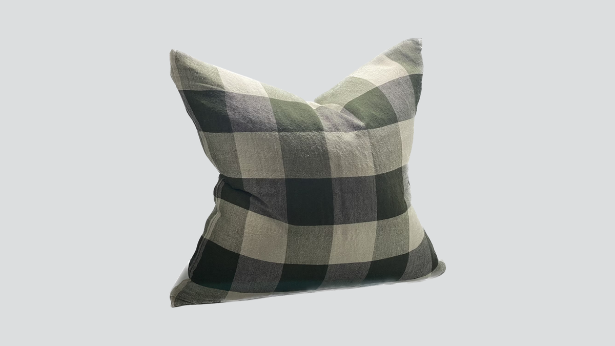 Linen cushion cover - olive