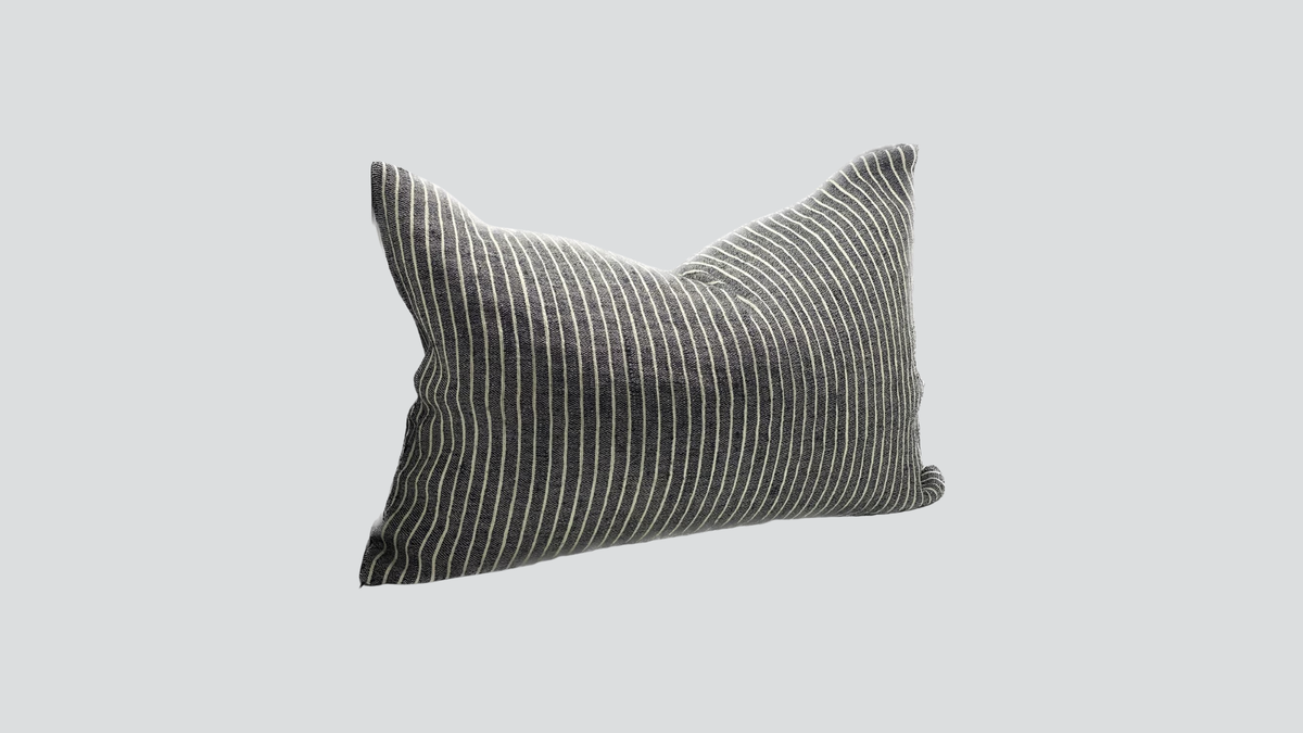 Linen cushion cover - black