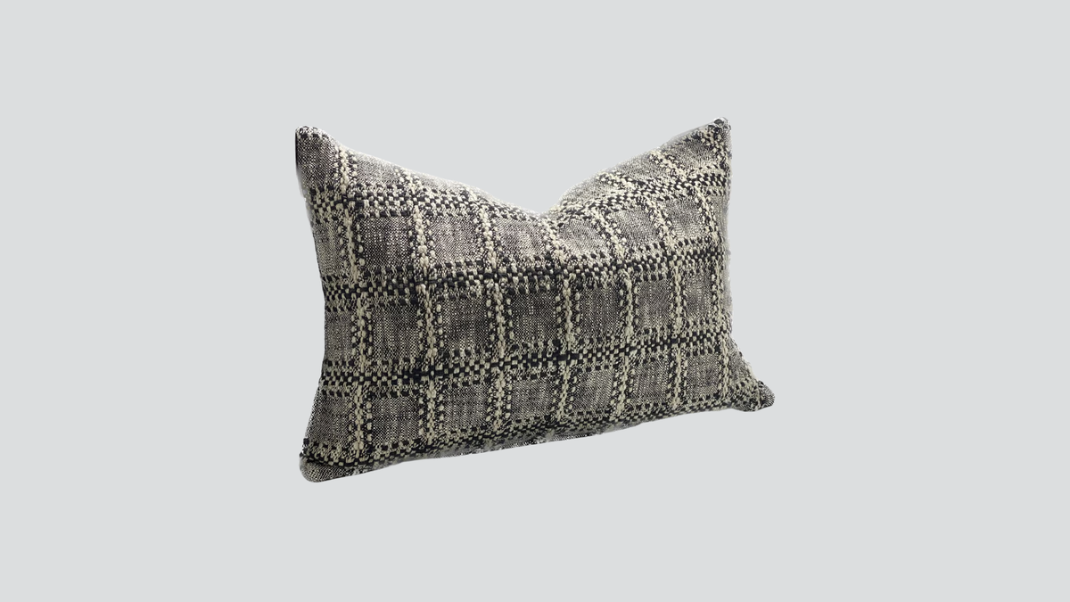 Linen cushion cover - black