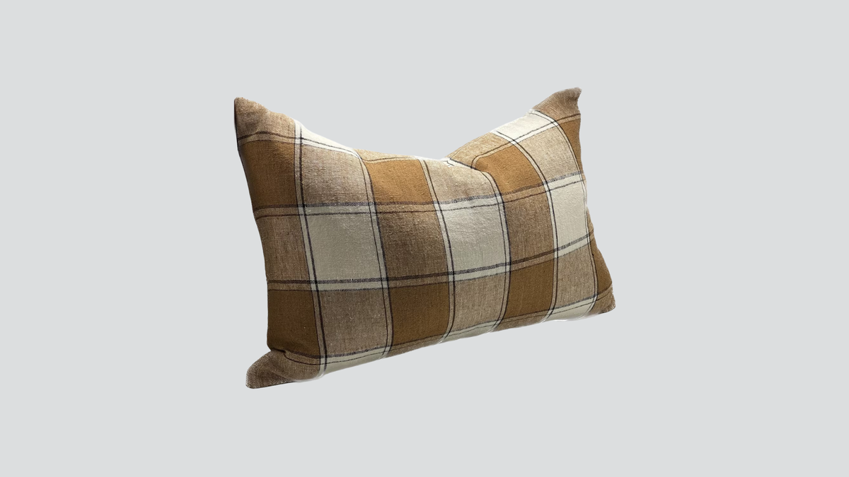 Linen cushion cover - tobacco